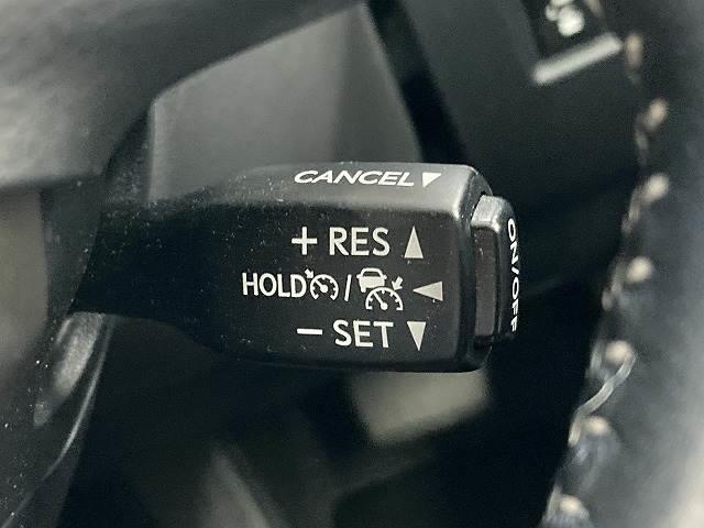 NX NX300h バージョンL レッドレザーシート/電動リアゲート/純正ナビ/100V電源/メモリー付パワーシート/シートヒーター/ベンチレーション/プリクラッシュセーフティー/レーダークルーズコントロール/3眼LED(8枚目)