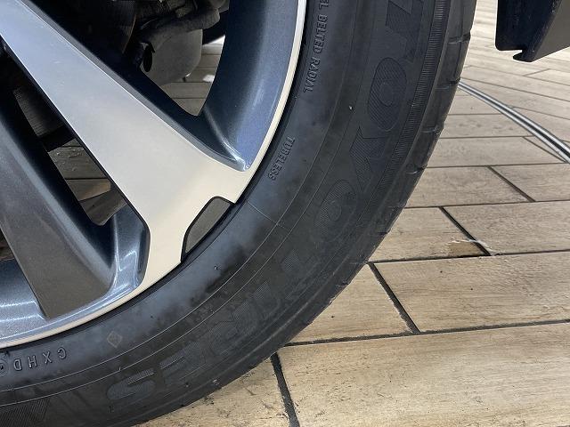 NX NX300h バージョンL レッドレザーシート/電動リアゲート/純正ナビ/100V電源/メモリー付パワーシート/シートヒーター/ベンチレーション/プリクラッシュセーフティー/レーダークルーズコントロール/3眼LED(32枚目)