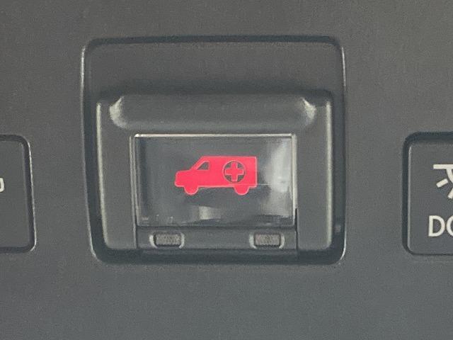 NX NX300h バージョンL レッドレザーシート/電動リアゲート/純正ナビ/100V電源/メモリー付パワーシート/シートヒーター/ベンチレーション/プリクラッシュセーフティー/レーダークルーズコントロール/3眼LED(69枚目)