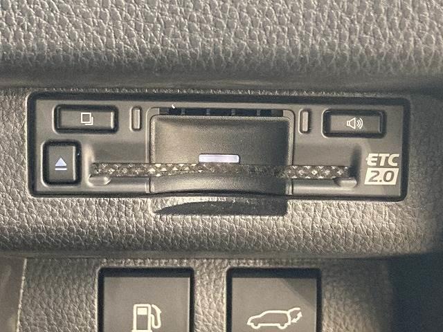 クラウンスポーツ Ｚ　１２型ナビ／フルモデリスタ／全周囲／黒革シート／ヘッドアップディスプレイ／パワーシート／シートヒーター／ベンチレーション／セーフティーセンス／レーダークルーズコントロール／ブラインドスポットモニター（11枚目）