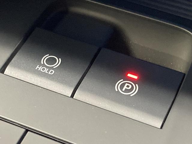 ハリアーハイブリッド Z レザーパッケージ 純正ナビ/全周囲カメラ/黒革/JBLサウンド/デジタルインナーミラー/セーフティーセンス/レーダークルーズコントロール/パワーバッグドア/シートヒーター/ベンチレーション/ブラインドスポットモニター(61枚目)