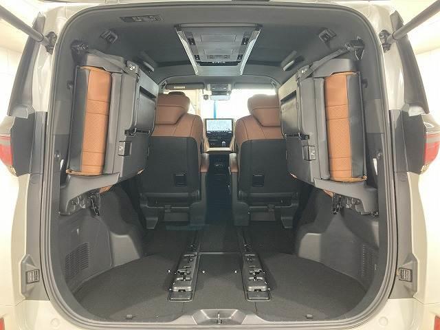 TOYOTA VELLFIRE HYBRID Z PREMIER