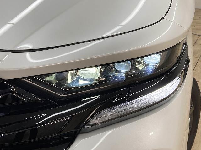 TOYOTA VELLFIRE HYBRID Z PREMIER
