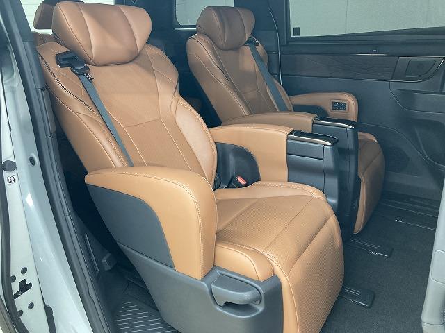TOYOTA VELLFIRE HYBRID Z PREMIER