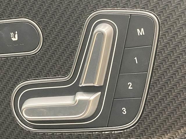 MERCEDES BENZ GLB GLB200D 4MATIC AMG LINE PACKAGE
