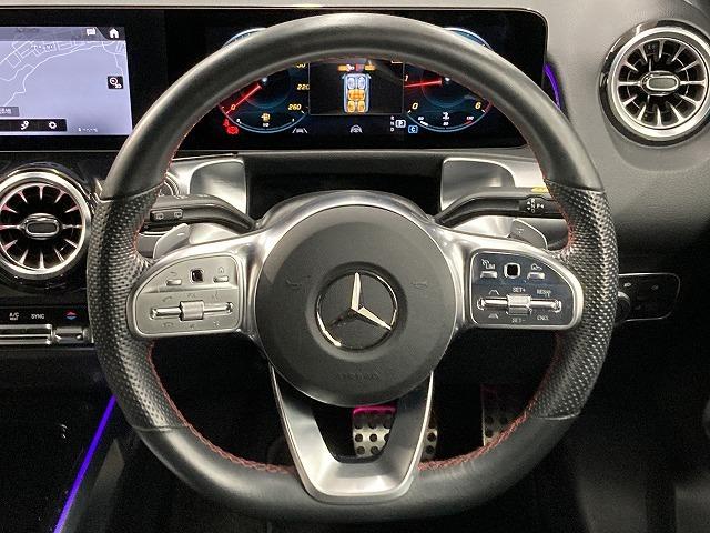 MERCEDES BENZ GLB GLB200D 4MATIC AMG LINE PACKAGE