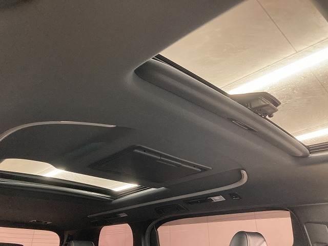 TOYOTA VELLFIRE HYBRID Z GOLDEN EYES