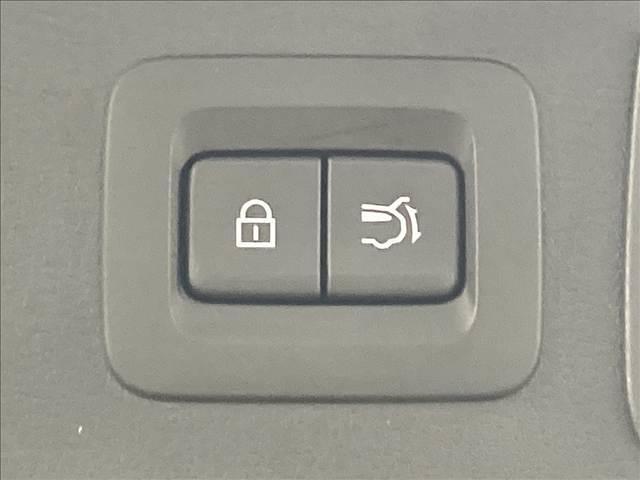 CX-60 PHEV プレミアムモダン 純正ナビ/全周囲カメラ/サンルーフ/白革シート/BOSEサウンド/ヘッドアップディスプレイ/パワーシート/パワーバッグドア/シートヒーター/レーダークルーズコントロール/LED/ブラインドスポット(11枚目)