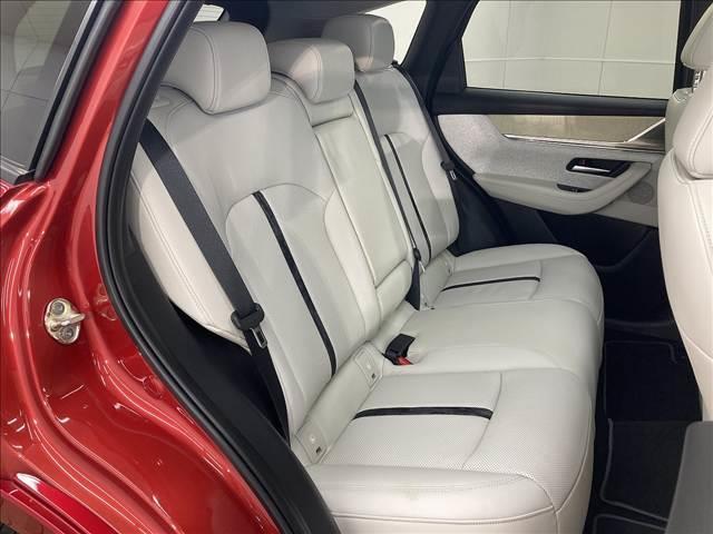 CX-60 PHEV プレミアムモダン 純正ナビ/全周囲カメラ/サンルーフ/白革シート/BOSEサウンド/ヘッドアップディスプレイ/パワーシート/パワーバッグドア/シートヒーター/レーダークルーズコントロール/LED/ブラインドスポット(13枚目)