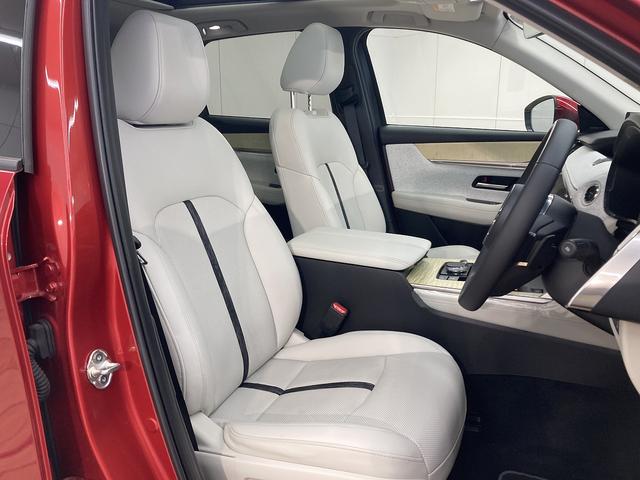 CX-60 PHEV プレミアムモダン 純正ナビ/全周囲カメラ/サンルーフ/白革シート/BOSEサウンド/ヘッドアップディスプレイ/パワーシート/パワーバッグドア/シートヒーター/レーダークルーズコントロール/LED/ブラインドスポット(43枚目)