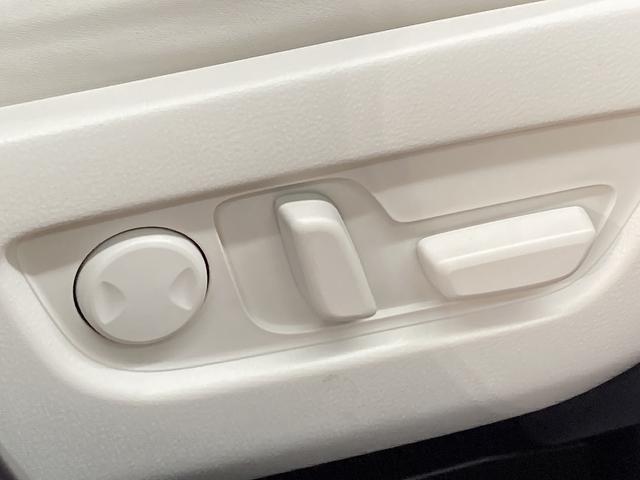 CX-60 PHEV プレミアムモダン 純正ナビ/全周囲カメラ/サンルーフ/白革シート/BOSEサウンド/ヘッドアップディスプレイ/パワーシート/パワーバッグドア/シートヒーター/レーダークルーズコントロール/LED/ブラインドスポット(49枚目)