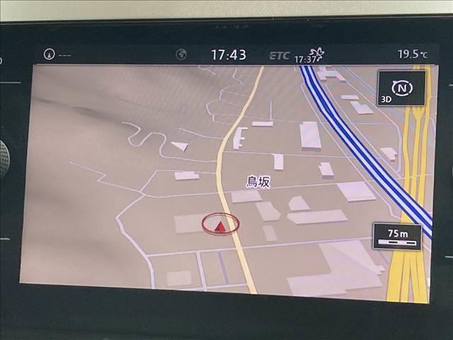 ポロ TSIコンフォートライン クルーズコントロール/純正ナビ/ETC/バックカメラ/アイドリングストップ/USB/オートエアコン/ステアリングリモコン/純正15インチアルミホイール(3枚目)