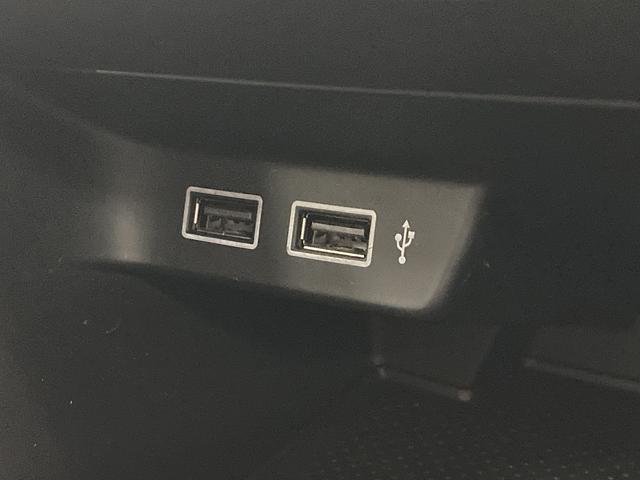 ポロ TSIコンフォートライン クルーズコントロール/純正ナビ/ETC/バックカメラ/アイドリングストップ/USB/オートエアコン/ステアリングリモコン/純正15インチアルミホイール(53枚目)