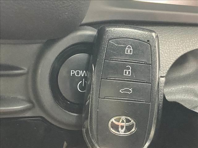 クラウンクロスオーバー Gアドバンスド・レザーパッケージ 純正ナビ/フルモデリスタ/全周囲カメラ/電動トランク/セーフティーセンス/レーダークルーズコントロール/ブラックレザーシート/シートヒーター/ベンチレーション/4眼LEDヘッド/ブラインドスポット(10枚目)