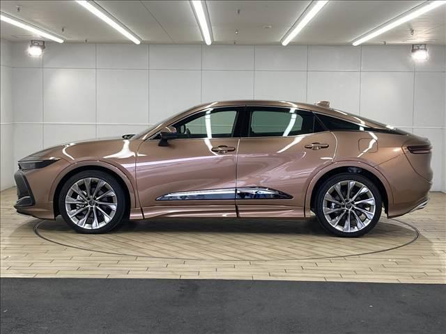 クラウンクロスオーバー Gアドバンスド・レザーパッケージ 純正ナビ/フルモデリスタ/全周囲カメラ/電動トランク/セーフティーセンス/レーダークルーズコントロール/ブラックレザーシート/シートヒーター/ベンチレーション/4眼LEDヘッド/ブラインドスポット(17枚目)