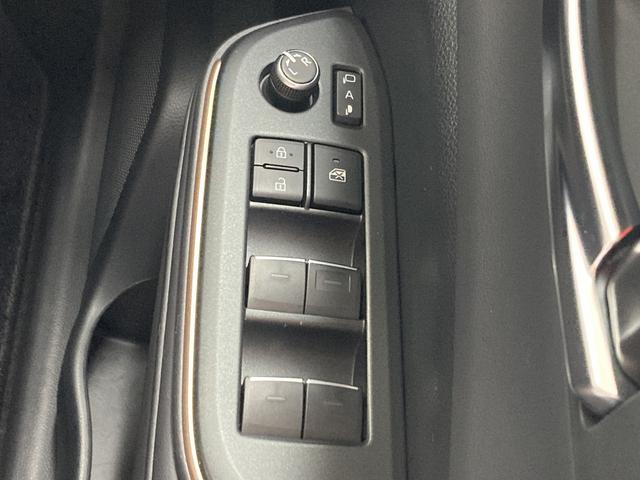 クラウンクロスオーバー Gアドバンスド・レザーパッケージ 純正ナビ/フルモデリスタ/全周囲カメラ/電動トランク/セーフティーセンス/レーダークルーズコントロール/ブラックレザーシート/シートヒーター/ベンチレーション/4眼LEDヘッド/ブラインドスポット(46枚目)