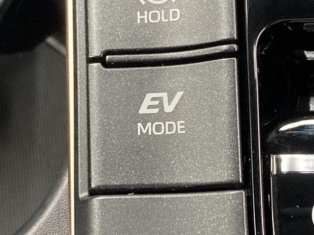 クラウンクロスオーバー Gアドバンスド・レザーパッケージ 純正ナビ/フルモデリスタ/全周囲カメラ/電動トランク/セーフティーセンス/レーダークルーズコントロール/ブラックレザーシート/シートヒーター/ベンチレーション/4眼LEDヘッド/ブラインドスポット(63枚目)