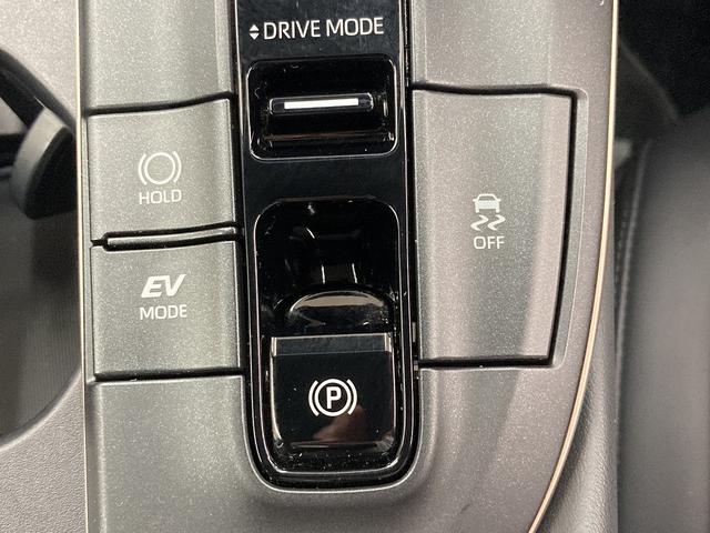 クラウンクロスオーバー Gアドバンスド・レザーパッケージ 純正ナビ/フルモデリスタ/全周囲カメラ/電動トランク/セーフティーセンス/レーダークルーズコントロール/ブラックレザーシート/シートヒーター/ベンチレーション/4眼LEDヘッド/ブラインドスポット(67枚目)