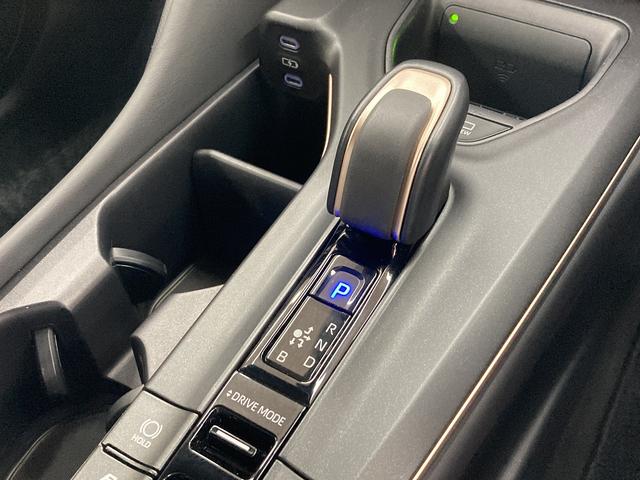 クラウンクロスオーバー Gアドバンスド・レザーパッケージ 純正ナビ/フルモデリスタ/全周囲カメラ/電動トランク/セーフティーセンス/レーダークルーズコントロール/ブラックレザーシート/シートヒーター/ベンチレーション/4眼LEDヘッド/ブラインドスポット(68枚目)