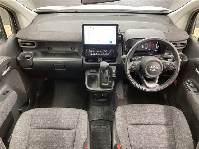 シエンタ Ｚ　７人乗り　純正ナビ／全周囲カメラ／レーダークルーズコントロール／両側電動スライドドア／ブラインドスポットモニター／ＥＴＣ／ＬＥＤヘッド／クリアランスソナー／シートヒーター／３列シート／スマートキー／（2枚目）