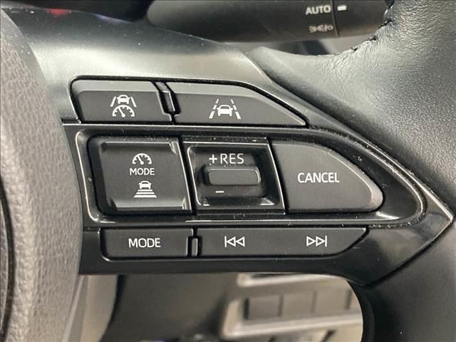 シエンタ Ｚ　７人乗り　純正ナビ／全周囲カメラ／レーダークルーズコントロール／両側電動スライドドア／ブラインドスポットモニター／ＥＴＣ／ＬＥＤヘッド／クリアランスソナー／シートヒーター／３列シート／スマートキー／（6枚目）