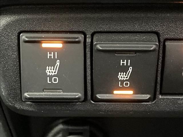 シエンタ Ｚ　７人乗り　純正ナビ／全周囲カメラ／レーダークルーズコントロール／両側電動スライドドア／ブラインドスポットモニター／ＥＴＣ／ＬＥＤヘッド／クリアランスソナー／シートヒーター／３列シート／スマートキー／（7枚目）