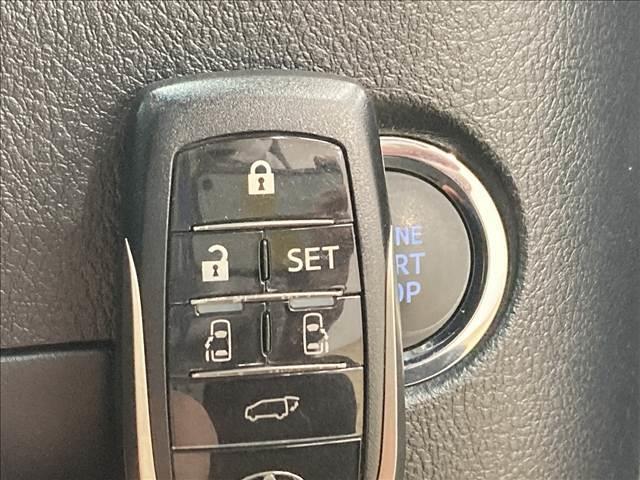 ヴェルファイア Z Gエディション 純正ナビ/サンルーフ/後席モニター/ETC/両側電動スライドドア/セーフティーセンス/レーダークルーズコントロール/LEDヘッド/フォグランプ/純正18インチアルミホイール/3列シート(9枚目)