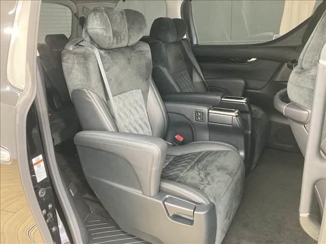 ヴェルファイア Z Gエディション 純正ナビ/サンルーフ/後席モニター/ETC/両側電動スライドドア/セーフティーセンス/レーダークルーズコントロール/LEDヘッド/フォグランプ/純正18インチアルミホイール/3列シート(12枚目)