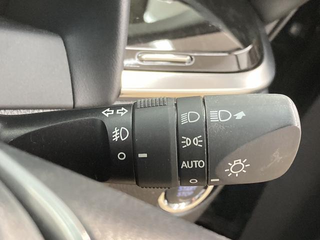 ヴェルファイア Z Gエディション 純正ナビ/サンルーフ/後席モニター/ETC/両側電動スライドドア/セーフティーセンス/レーダークルーズコントロール/LEDヘッド/フォグランプ/純正18インチアルミホイール/3列シート(67枚目)