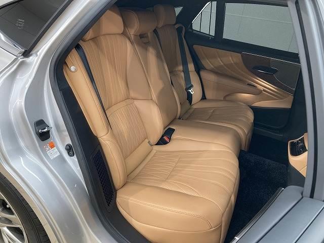 LS LS500h バージョンL アドバンスドドライブ 全周囲カメラ/サンルーフ/マークレビンソン/本革シート/オプションカラー/プリクラッシュセーフティー/レーダークルーズコントロール/デジタルインナーミラー/シートヒーター/ベンチレーション/3眼LED(6枚目)
