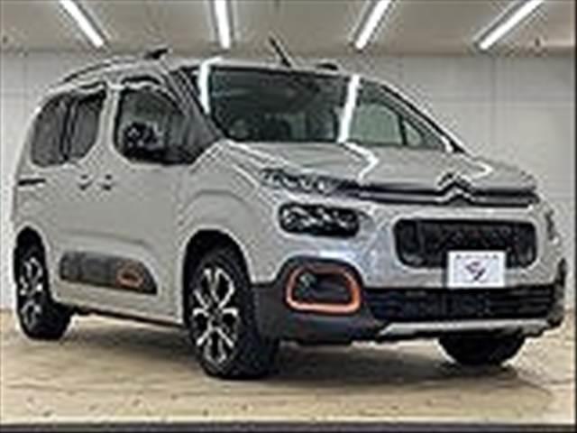 ベルランゴ SHINE XTR PACK ディスプレイオーディオ/ガラスルーフ/バックカメラ/ブラインドスポットモニター/クリアランスソナー/パドルシフト/純正17インチAW/スマートキー/プッシュスタート/ETC/レーンキープ(15枚目)