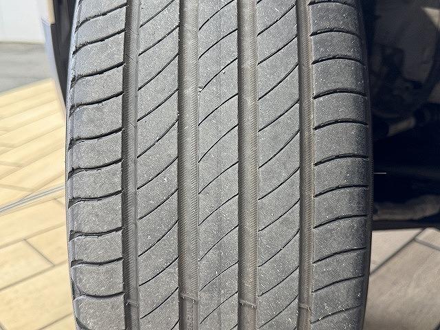 ベルランゴ SHINE XTR PACK ディスプレイオーディオ/ガラスルーフ/バックカメラ/ブラインドスポットモニター/クリアランスソナー/パドルシフト/純正17インチAW/スマートキー/プッシュスタート/ETC/レーンキープ(22枚目)