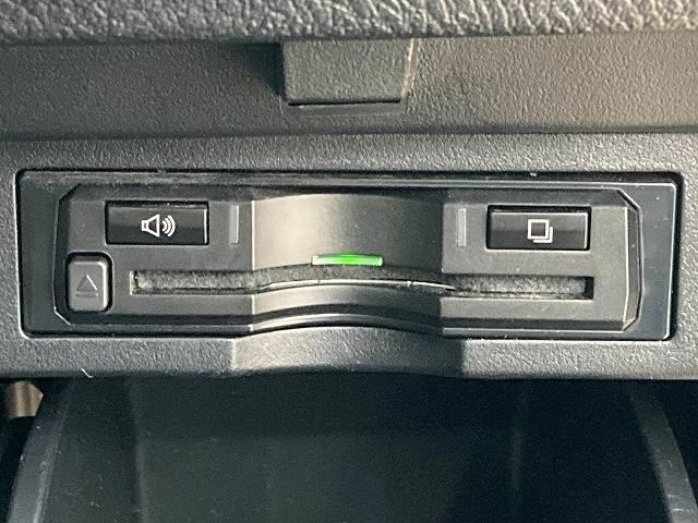 【ＥＴＣ】を装備。土日の利用料金の割引や、朝夕の通行料金を割引料金で高速道路をお楽しみいただけます。