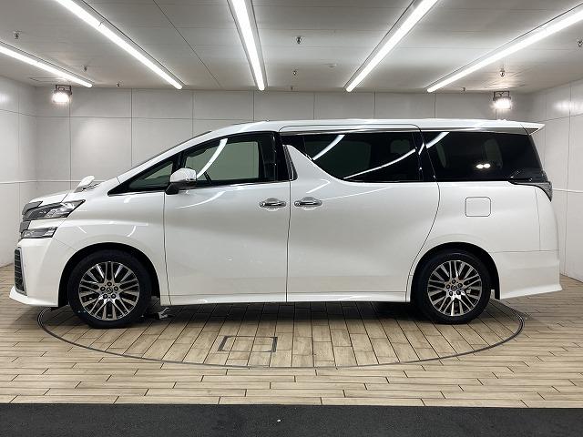 各種オートローンもご用意しております。頭金０円から審査可能。１２回から１２０回までお支払回数がお選び頂けます。中古車から新車すべてにご利用頂けます。お気軽にスタッフへご相談ください。