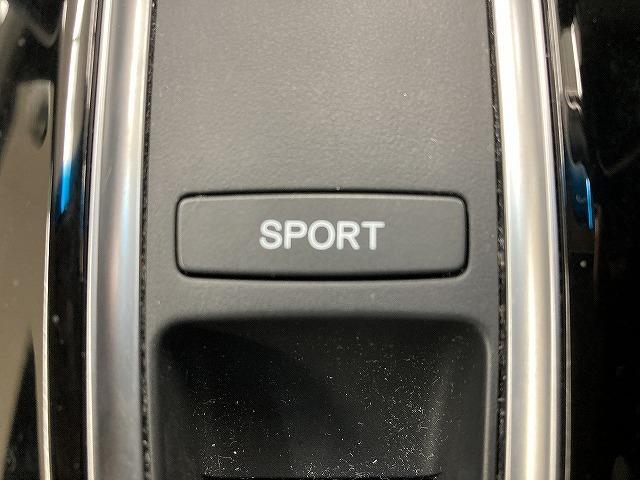 各種オートローンもご用意しております。頭金０円から審査可能。１２回から１２０回までお支払回数がお選び頂けます。中古車から新車すべてにご利用頂けます。お気軽にスタッフへご相談ください。