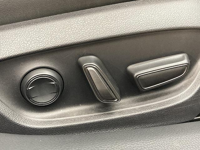 プリウス Z モデリスタエアロ/パノラマルーフ/全周囲/12型ナビ/セーフティーセンス/レーダークルーズコントロール/ブラインドスポットモニター/パワーバッグドア/シートヒーター/ベンチレーション/パワーシート(51枚目)