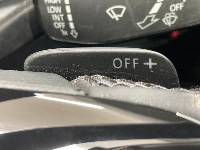 ポロ TSI Highline レーダークルーズコントロール/純正ナビ/フルセグTV/バックカメラ/クリアランスソナー/ETC/パドルシフト/オートライト/プッシュスタート/LEDヘッド/USBポート/スマートキー/オートエアコン(12枚目)