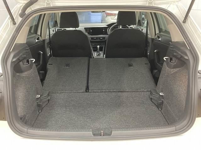 ポロ TSI Highline レーダークルーズコントロール/純正ナビ/フルセグTV/バックカメラ/クリアランスソナー/ETC/パドルシフト/オートライト/プッシュスタート/LEDヘッド/USBポート/スマートキー/オートエアコン(13枚目)