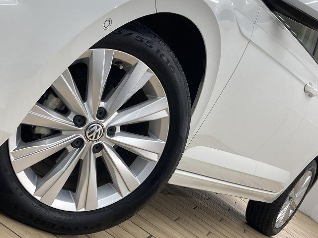 ポロ TSI Highline レーダークルーズコントロール/純正ナビ/フルセグTV/バックカメラ/クリアランスソナー/ETC/パドルシフト/オートライト/プッシュスタート/LEDヘッド/USBポート/スマートキー/オートエアコン(21枚目)