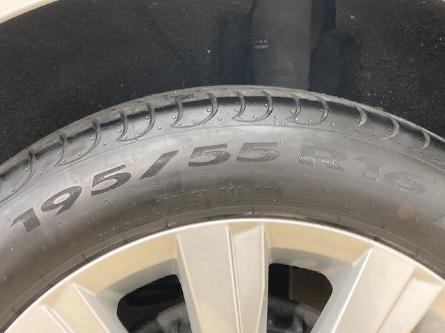 ポロ TSI Highline レーダークルーズコントロール/純正ナビ/フルセグTV/バックカメラ/クリアランスソナー/ETC/パドルシフト/オートライト/プッシュスタート/LEDヘッド/USBポート/スマートキー/オートエアコン(24枚目)