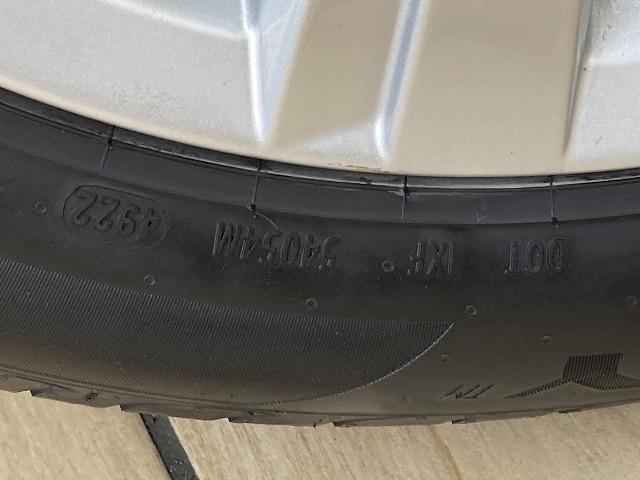 ポロ TSI Highline レーダークルーズコントロール/純正ナビ/フルセグTV/バックカメラ/クリアランスソナー/ETC/パドルシフト/オートライト/プッシュスタート/LEDヘッド/USBポート/スマートキー/オートエアコン(27枚目)