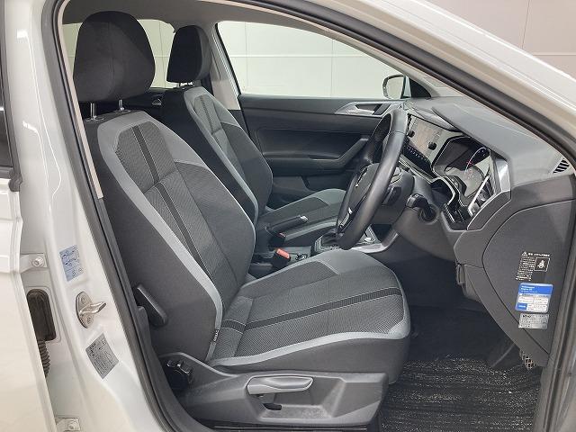 ポロ TSI Highline レーダークルーズコントロール/純正ナビ/フルセグTV/バックカメラ/クリアランスソナー/ETC/パドルシフト/オートライト/プッシュスタート/LEDヘッド/USBポート/スマートキー/オートエアコン(41枚目)