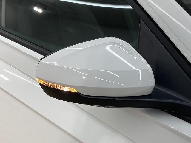 ポロ TSI Highline レーダークルーズコントロール/純正ナビ/フルセグTV/バックカメラ/クリアランスソナー/ETC/パドルシフト/オートライト/プッシュスタート/LEDヘッド/USBポート/スマートキー/オートエアコン(63枚目)