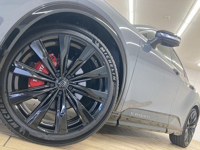 クラウンスポーツ SPORT Z (HEV) モデリスタエアロ/全周囲カメラ/12.3型ナビ/セーフティーセンス/レーダークルーズコントロール/ブラインドスポットモニター/本革シート/シートヒーター/ベンチレーション/パワーシート/電動リアゲート(21枚目)