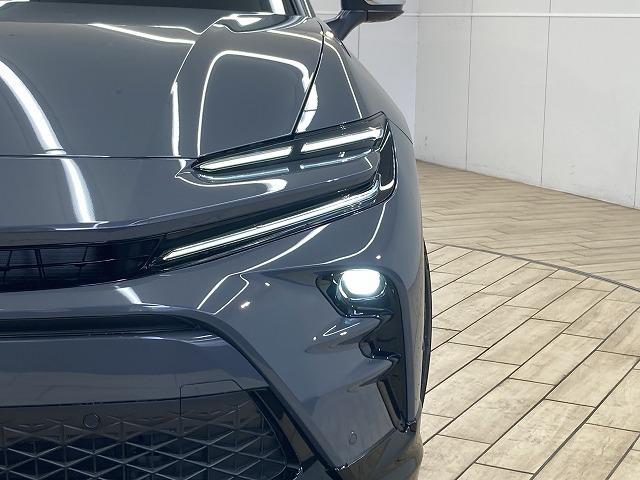 クラウンスポーツ SPORT Z (HEV) モデリスタエアロ/全周囲カメラ/12.3型ナビ/セーフティーセンス/レーダークルーズコントロール/ブラインドスポットモニター/本革シート/シートヒーター/ベンチレーション/パワーシート/電動リアゲート(27枚目)