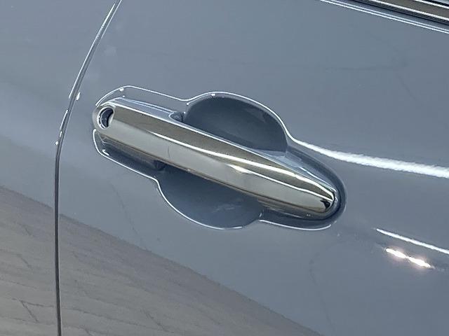 クラウンスポーツ SPORT Z (HEV) モデリスタエアロ/全周囲カメラ/12.3型ナビ/セーフティーセンス/レーダークルーズコントロール/ブラインドスポットモニター/本革シート/シートヒーター/ベンチレーション/パワーシート/電動リアゲート(31枚目)