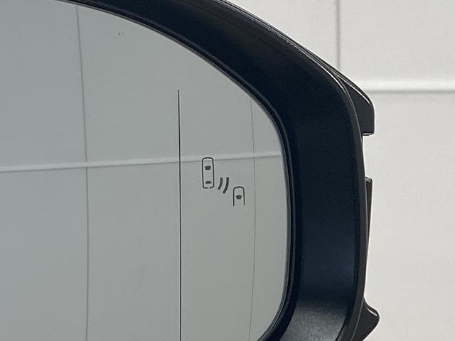 クラウンスポーツ SPORT Z (HEV) モデリスタエアロ/全周囲カメラ/12.3型ナビ/セーフティーセンス/レーダークルーズコントロール/ブラインドスポットモニター/本革シート/シートヒーター/ベンチレーション/パワーシート/電動リアゲート(71枚目)