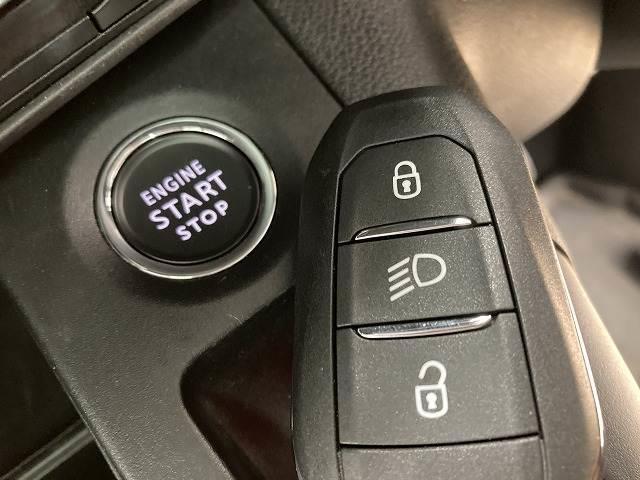 ベルランゴ SHINE XTR PACK ガラスルーフ/クリアランスソナー/ETC/パドルシフト/プッシュスタート/スマートキー/ブラインドスポットモニター/バックカメラ/ルーフレール/クルーズコントロール/Applecarplay(10枚目)