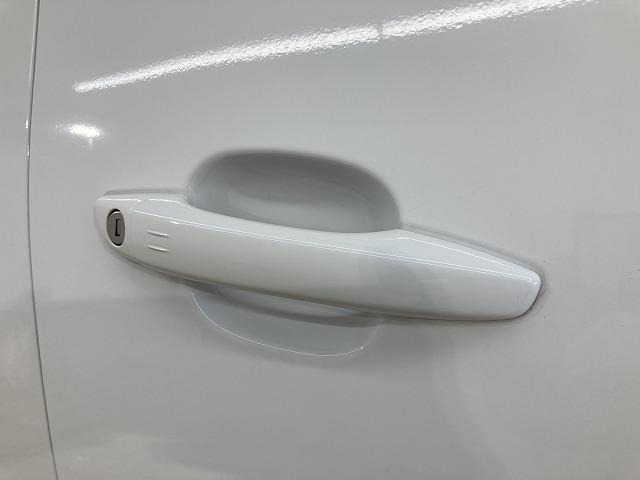 ベルランゴ SHINE XTR PACK ガラスルーフ/クリアランスソナー/ETC/パドルシフト/プッシュスタート/スマートキー/ブラインドスポットモニター/バックカメラ/ルーフレール/クルーズコントロール/Applecarplay(30枚目)