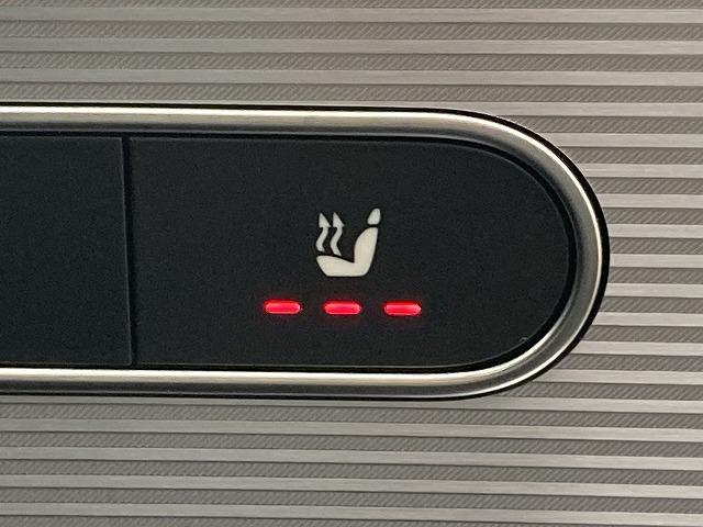 Aクラスセダン A250 4MATIC セダン AMGライン パノラミックルーフ/黒革シート/レーダークルーズコントロール/フルセグTV/ブラインドスポットモニター/純正18インチAW/全周囲カメラ/パワーシート/シートメモリ/パドルシフト/クリアランスソナー(54枚目)